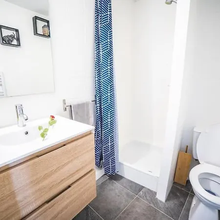 Havre De Sable - Wifi - 250m - Centre A Proximite - Pas De Parking Gratuit Dans La Rue
